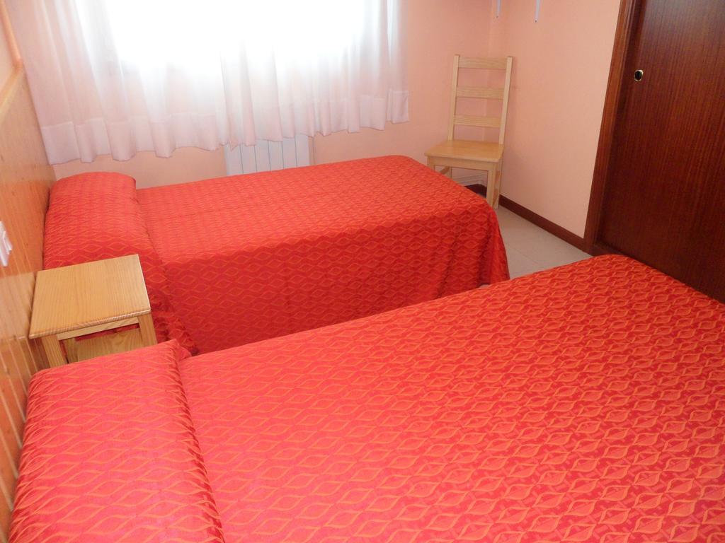 Hostal Alce Hotel Nigran Exterior photo